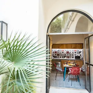 Ventisette Lecce